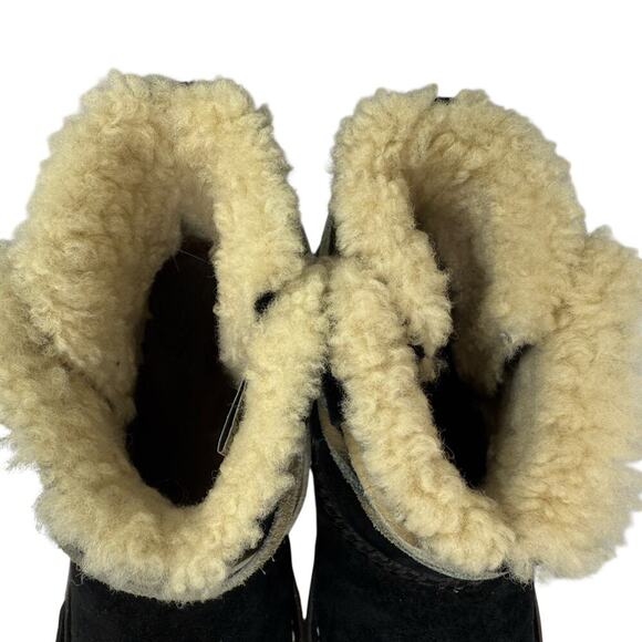 UGG Cove Winter Short Ankle Boots Black Suede Leather Wrap around Lace Size 8 - Picture 6 of 10